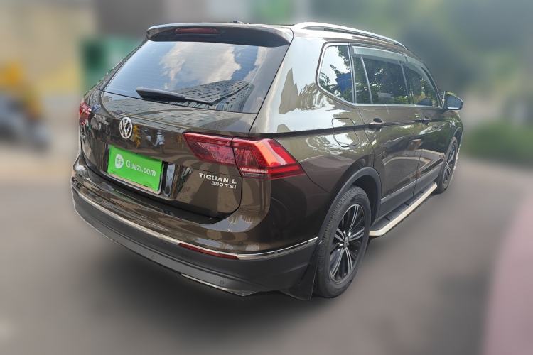 Used Volkswagen Tiguan L 2018 380TSI Automatic All-Wheel Drive Luxury Edition Rear Right 45 Deg