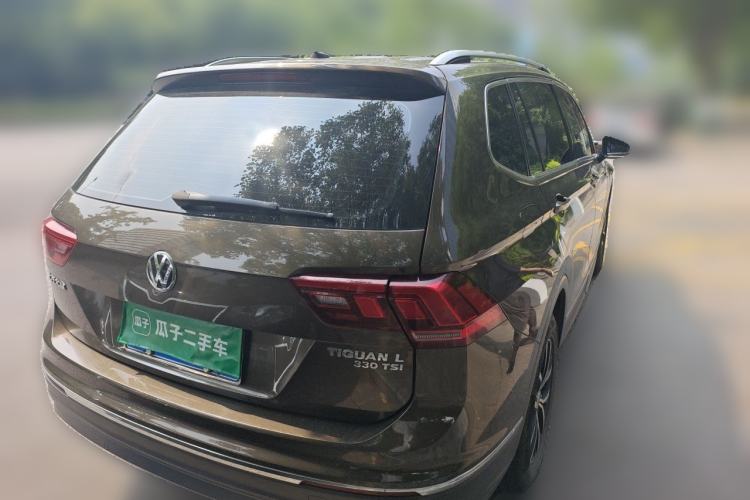 Used Volkswagen Tiguan L 2018 330TSI Automatic Two-Wheel Drive Luxury Edition Rear Right 45 Deg
