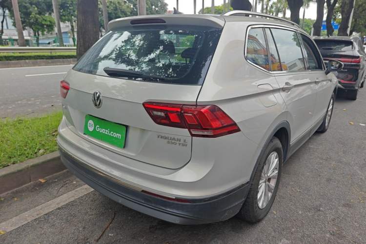 Used Volkswagen Tiguan L 2018 330TSI Automatic Two-Wheel Drive Luxury Edition Rear Right 45 Deg