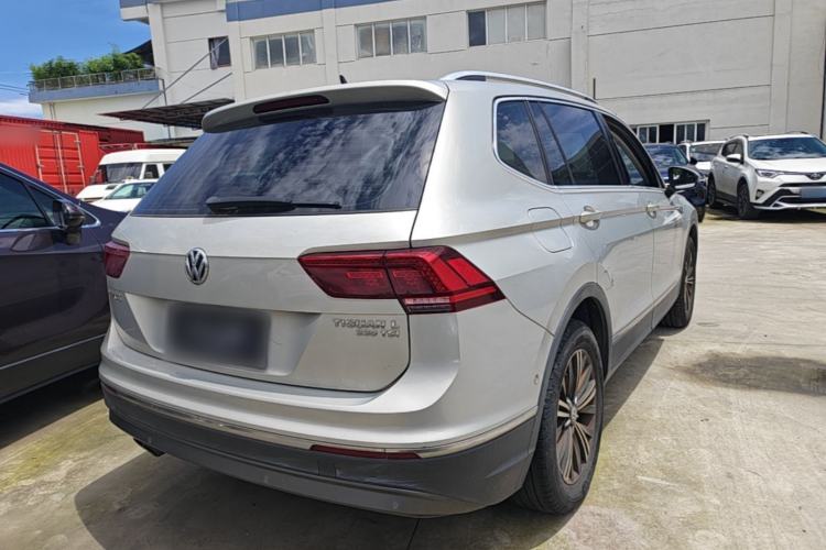 Used Volkswagen Tiguan L 2018 330TSI Automatic Two-Wheel Drive Flagship Edition Rear Right 45 Deg