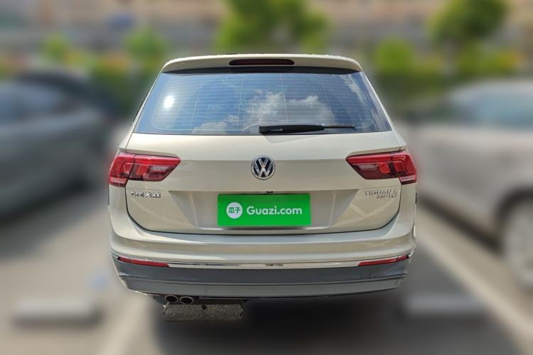 Used Volkswagen Tiguan L 2018 330TSI Automatic Two-Wheel Drive Luxury Edition Rear