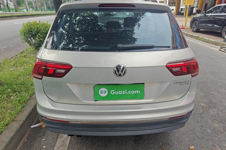 Used Volkswagen Tiguan L 2018 330TSI Automatic Two-Wheel Drive Luxury Edition Rear