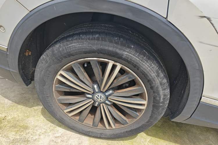 Used Volkswagen Tiguan L 2018 330TSI Automatic Two-Wheel Drive Flagship Edition Right Rear Wheel Hub