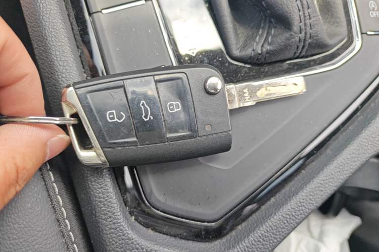 Used Volkswagen Tiguan L 2018 330TSI Automatic Two-Wheel Drive Flagship Edition Vehicle Key