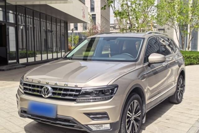 Used Volkswagen Tiguan L 2018 380TSI Automatic All-Wheel Drive Luxury Edition