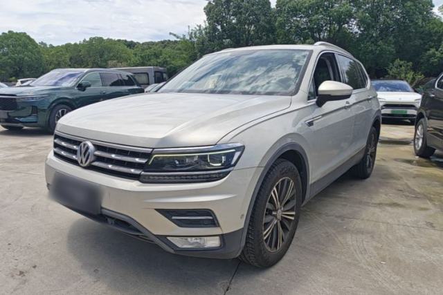 Used Volkswagen Tiguan L 2018 330TSI Automatic Two-Wheel Drive Flagship Edition