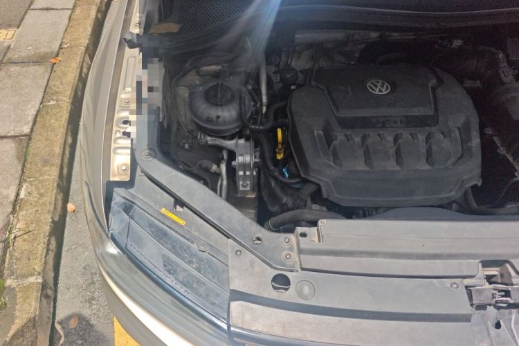 Used Volkswagen Tiguan L 2018 330TSI Automatic Two-Wheel Drive Luxury Edition Engine Bay Right
