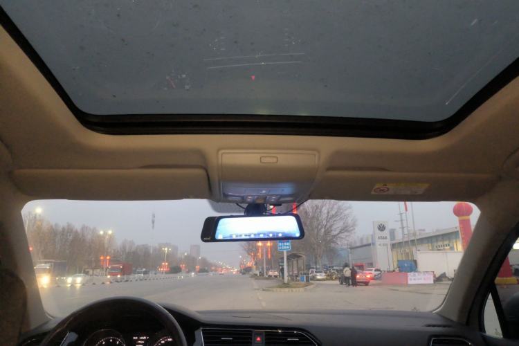 Used Volkswagen Tiguan L 2018 330TSI Automatic Two-Wheel Drive Luxury Edition Headliner