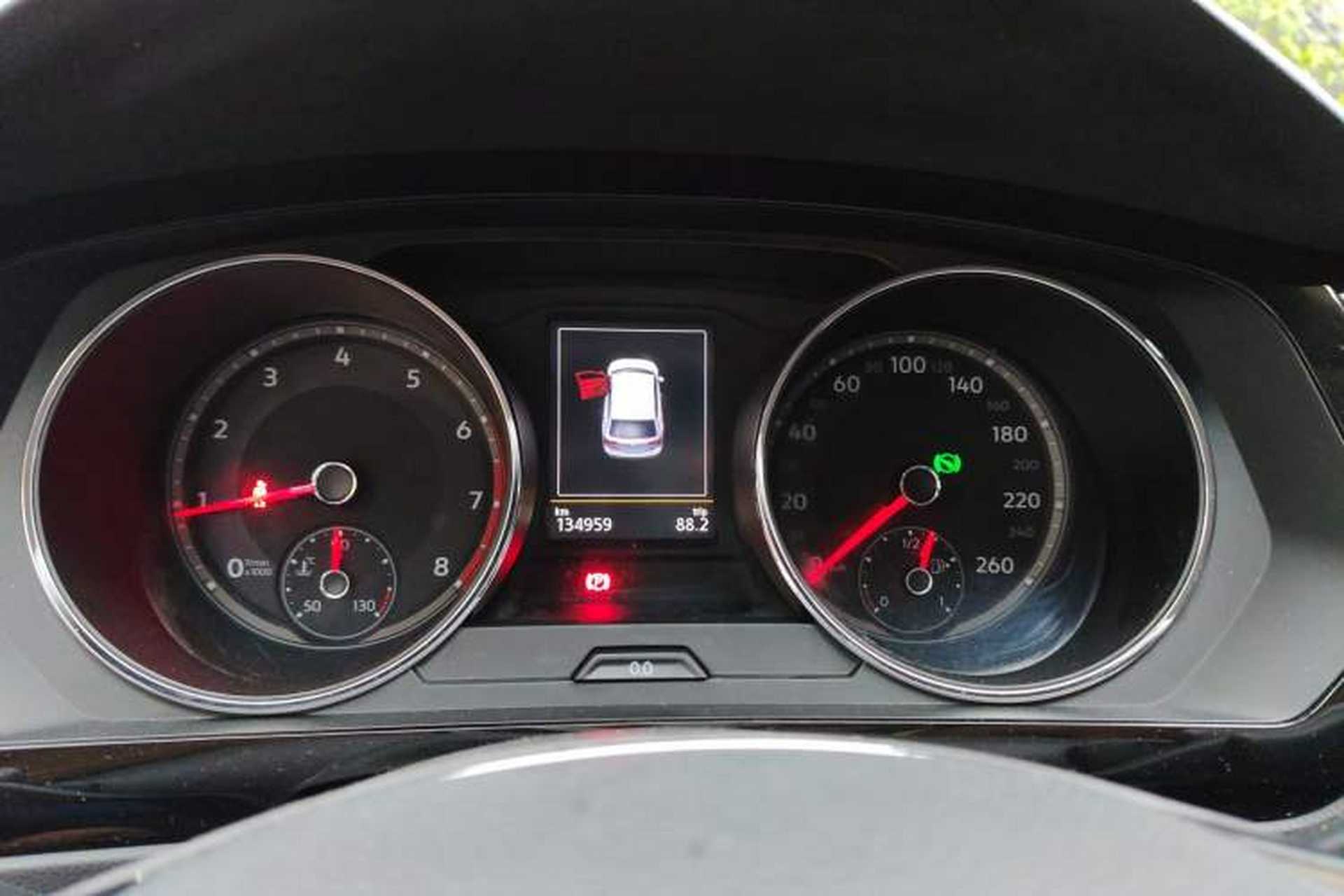 Used Volkswagen Tiguan L 2018 330TSI Automatic Two-Wheel Drive Comfort Edition Instrument Cluster