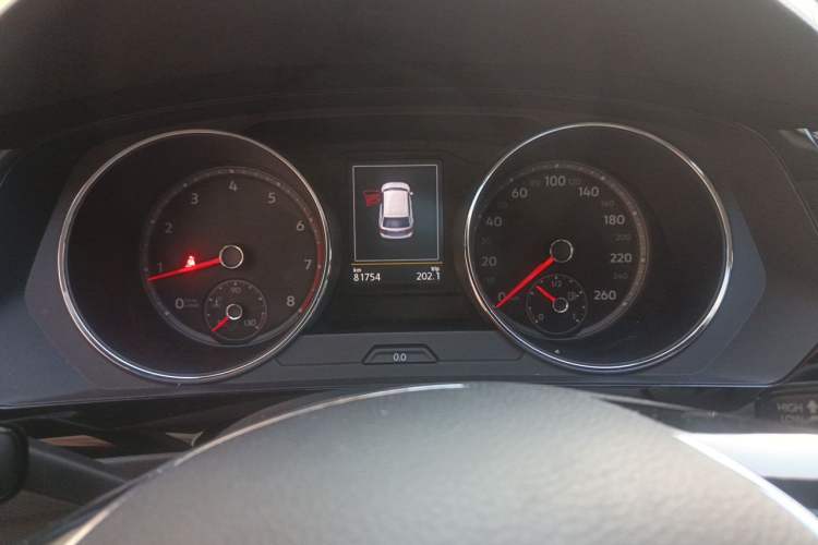 Used Volkswagen Tiguan L 2018 330TSI Automatic Two-Wheel Drive Luxury Edition Instrument Cluster