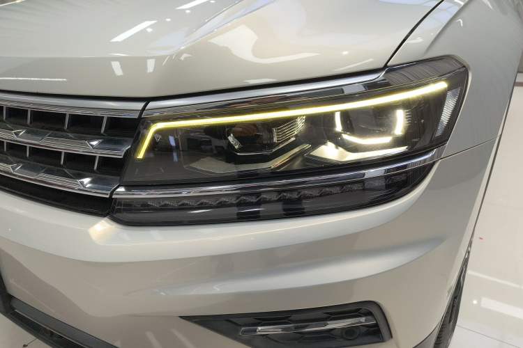 Used Volkswagen Tiguan L 2018 380TSI Automatic All-Wheel Drive Flagship Edition Left Front Headlight