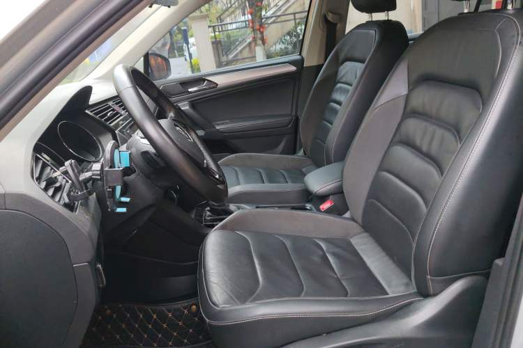 Used Volkswagen Tiguan L 2018 330TSI Automatic Two-Wheel Drive Comfort Edition Left Front Seat