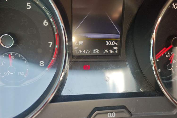Used Volkswagen Tiguan L 2018 330TSI Automatic Two-Wheel Drive Luxury Edition Odometer Close Up