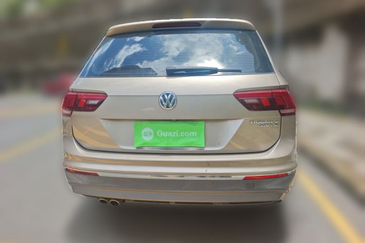 Used Volkswagen Tiguan L 2018 330TSI Automatic Two-Wheel Drive Luxury Edition Rear