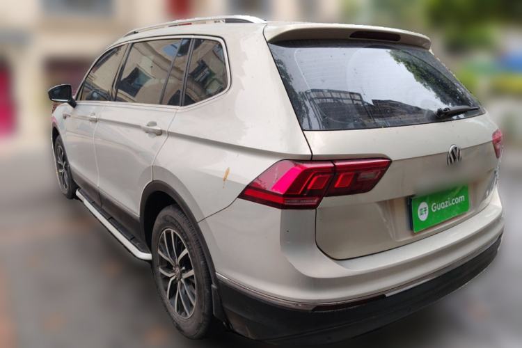Used Volkswagen Tiguan L 2018 330TSI Automatic Two-Wheel Drive Comfort Edition Rear Left 45 Deg
