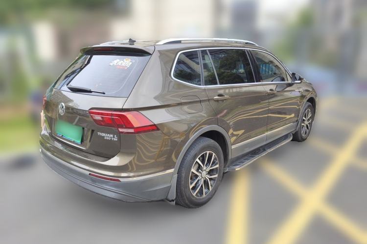 Used Volkswagen Tiguan L 2018 330TSI Automatic Two-Wheel Drive Luxury Edition Rear Right 45 Deg
