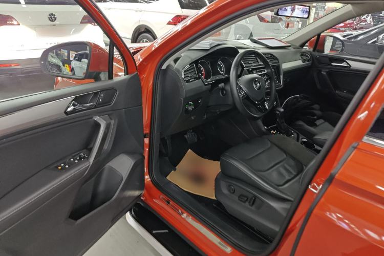 Used Volkswagen Tiguan L 2018 Revised Version 330TSI Automatic Two-Wheel Drive Comfort Edition Driver Seat