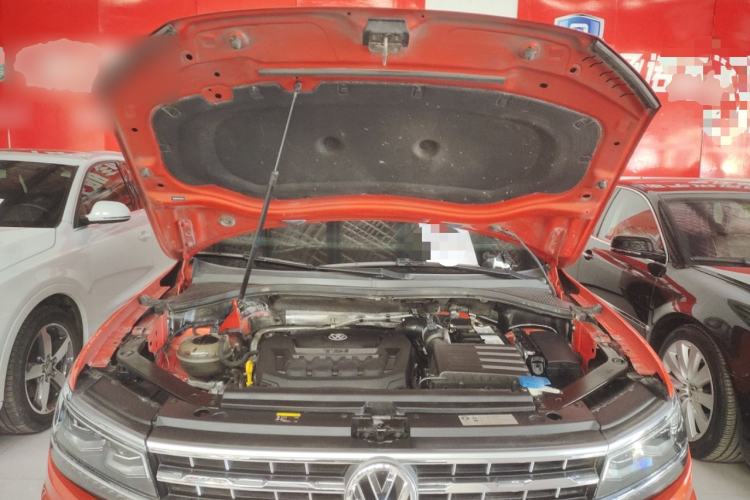 Used Volkswagen Tiguan L 2018 330TSI Automatic Two-Wheel Drive Flagship Edition Engine Bay
