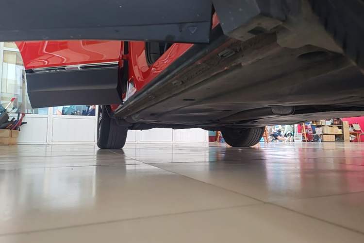 Used Volkswagen Tiguan L 2018 330TSI Automatic Two-Wheel Drive Flagship Edition Right Side Sill