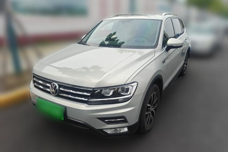 Used Volkswagen Tiguan L 2018 330TSI Automatic Two-Wheel Drive Luxury Edition Guazi used car, China used car export, Used car for sale, Used  cars, Cheapest cars for sale