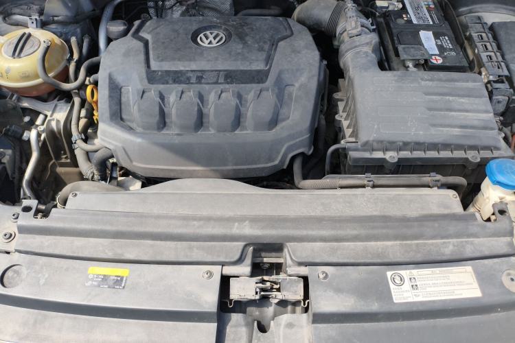 Used Volkswagen Tiguan L 2018 Facelift 330TSI Automatic Two-Wheel Drive Luxury Edition Engine Bay