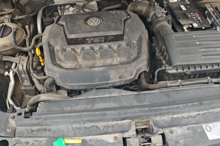 Used Volkswagen Tiguan L 2018 330TSI Automatic Two-Wheel Drive Luxury Edition Engine Bay