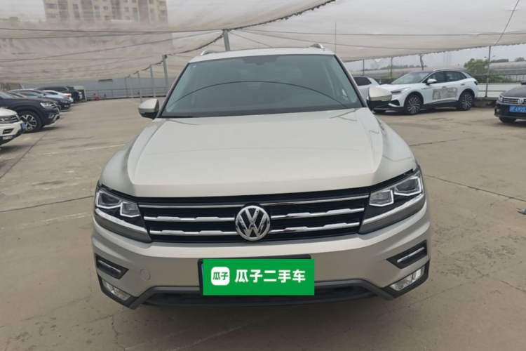 Used Volkswagen Tiguan L 2018 330TSI Automatic Two-Wheel Drive Luxury Edition Front