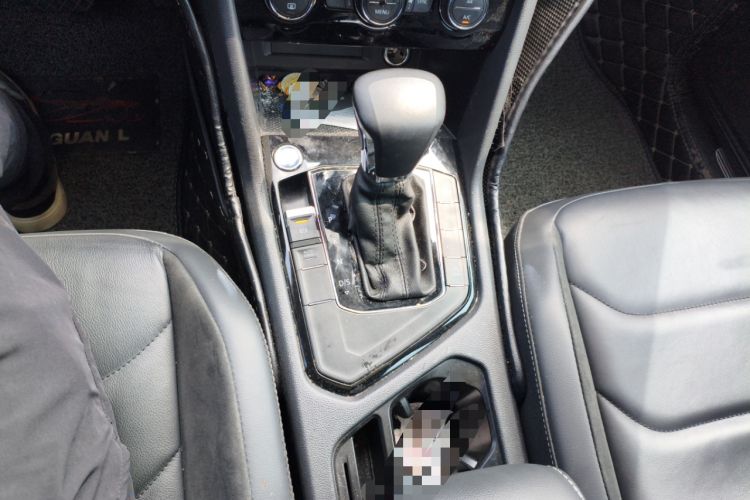 Used Volkswagen Tiguan L 2018 Facelift 330TSI Automatic Two-Wheel Drive Luxury Edition Gear Lever