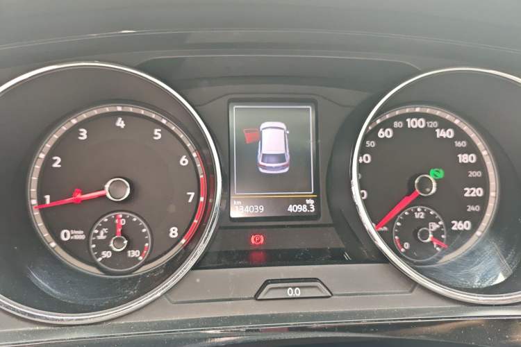 Used Volkswagen Tiguan L 2018 330TSI Automatic Two-Wheel Drive Luxury Edition Instrument Cluster
