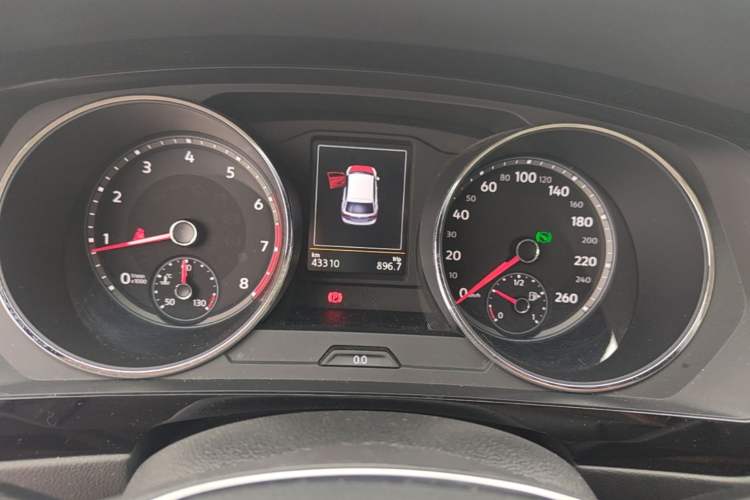 Used Volkswagen Tiguan L 2018 330TSI Automatic Two-Wheel Drive Luxury Edition Instrument Cluster