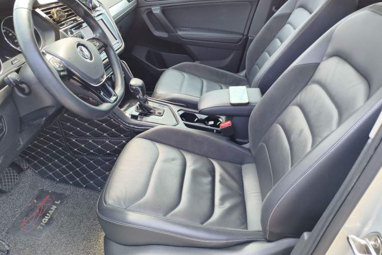 Used Volkswagen Tiguan L 2018 Facelift 330TSI Automatic Two-Wheel Drive Luxury Edition Left Front Seat