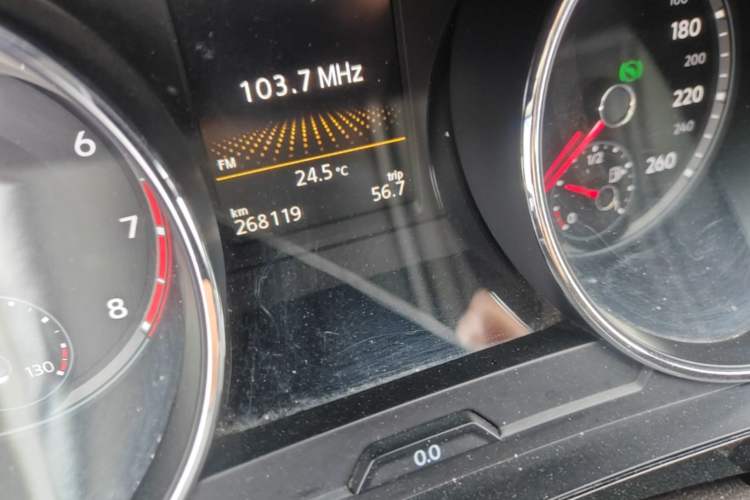 Used Volkswagen Tiguan L 2018 330TSI Automatic Two-Wheel Drive Luxury Edition Odometer Close Up