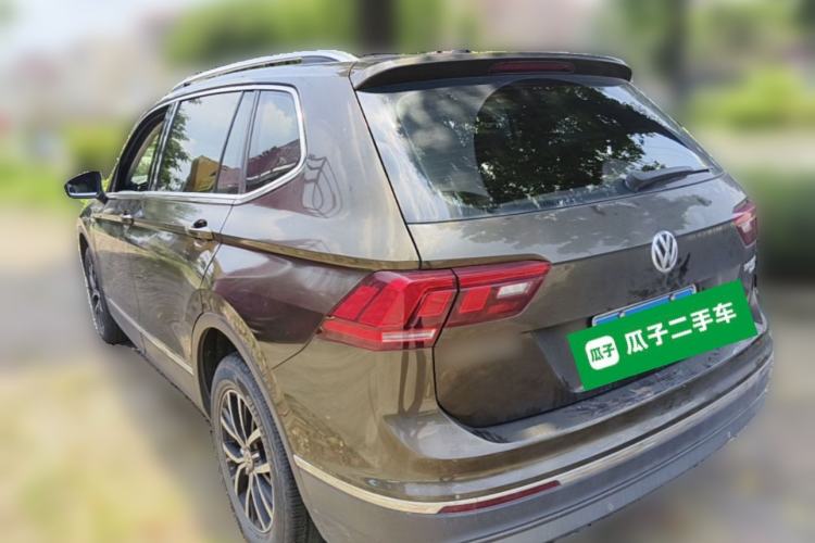 Used Volkswagen Tiguan L 2018 330TSI Automatic Two-Wheel Drive Luxury Edition Rear Left 45 Deg
