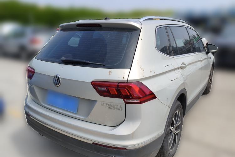 Used Volkswagen Tiguan L 2018 Facelift 330TSI Automatic Two-Wheel Drive Luxury Edition Rear Right 45 Deg