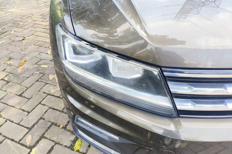 Used Volkswagen Tiguan L 2018 330TSI Automatic Two-Wheel Drive Luxury Edition Right Front Headlight