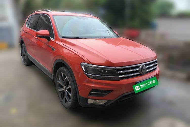 Used Volkswagen Tiguan L 2018 Revised 330TSI Automatic Two-Wheel Drive Flagship Edition Front Right 45 Deg