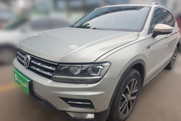 Used Volkswagen Tiguan L 2018 330TSI Automatic Two-Wheel Drive Luxury Edition Guazi used car, China used car export, Used car for sale, Used  cars, Cheapest cars for sale