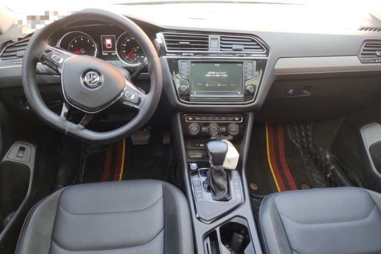 Used Volkswagen Tiguan L 2018 Revised Version 380TSI Automatic All-Wheel Drive Luxury Edition Center Console