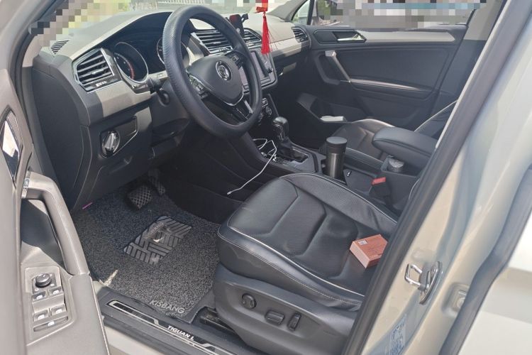 Used Volkswagen Tiguan L 2018 Revised 330TSI Automatic Two-Wheel Drive Flagship Edition Driver Seat