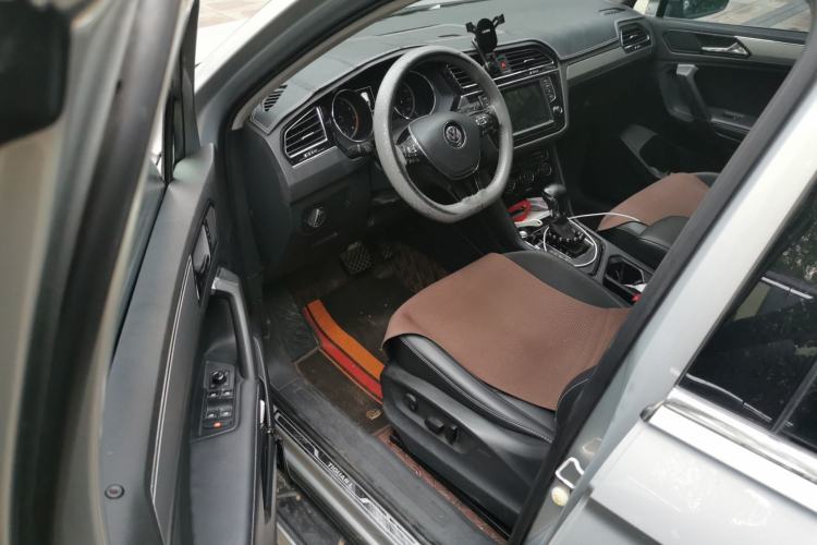 Used Volkswagen Tiguan L 2018 Revised Version 380TSI Automatic All-Wheel Drive Luxury Edition Driver Seat