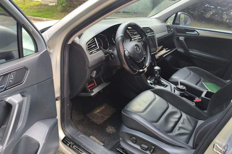 Used Volkswagen Tiguan L 2018 Revised Version 330TSI Automatic Two-Wheel Drive Comfort Edition Driver Seat