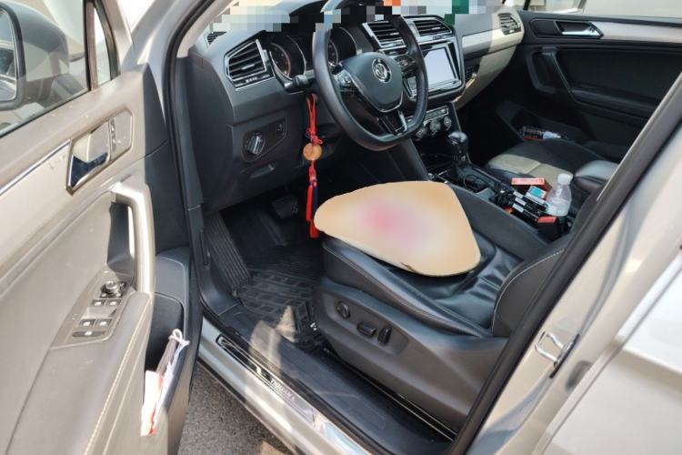 Used Volkswagen Tiguan L 2018 Facelift 330TSI Automatic Two-Wheel Drive Luxury Edition Driver Seat