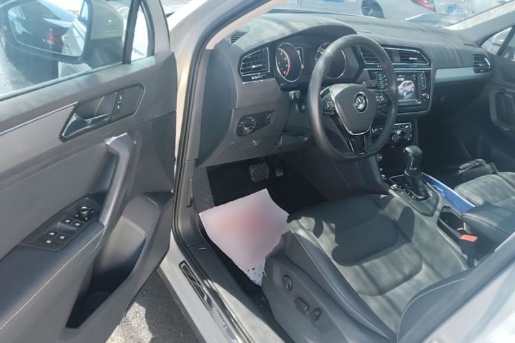 Used Volkswagen Tiguan L 2018 330TSI Automatic Two-Wheel Drive Luxury Edition Driver Seat
