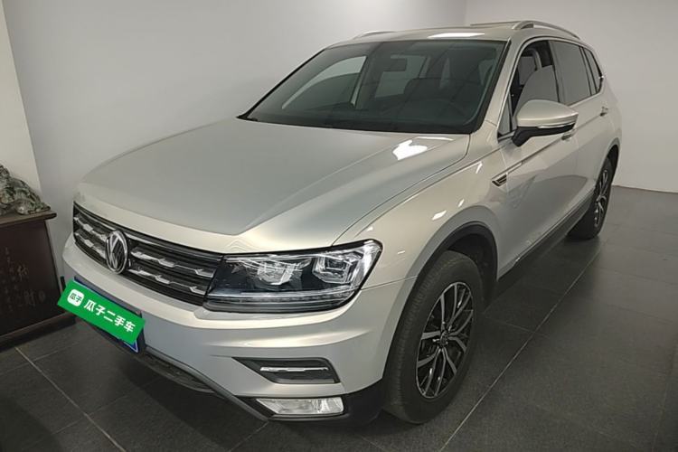 Volkswagen Tiguan L 2018 330TSI Automatic Two-Wheel Drive Luxury Edition usata Guazi used car, China used car export, Used car for sale, Used  cars, Cheapest cars for sale