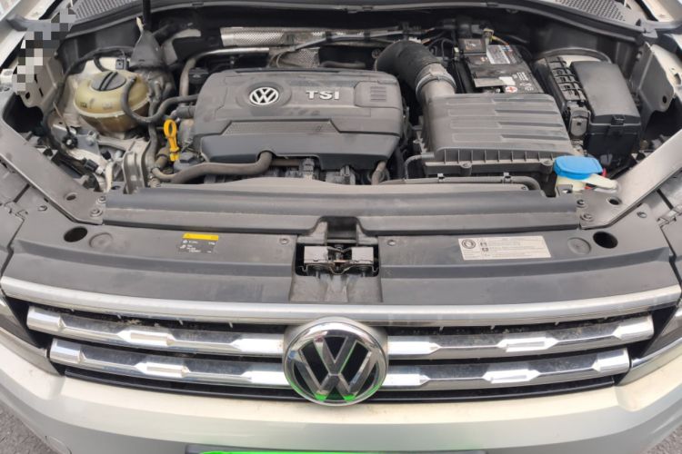Used Volkswagen Tiguan L 2018 380TSI Automatic All-Wheel Drive Luxury Edition Engine Bay