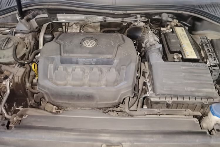 Used Volkswagen Tiguan L 2018 Facelift 330TSI Automatic Two-Wheel Drive Luxury Edition Engine Bay