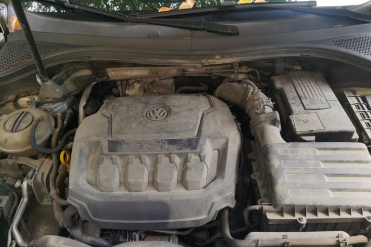 Used Volkswagen Tiguan L 2018 Facelift 330TSI Automatic Two-Wheel Drive Luxury Edition Engine Bay