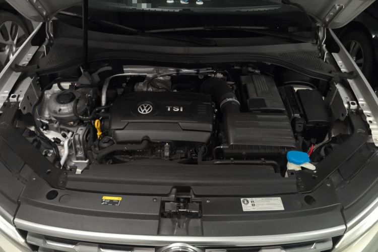 Used Volkswagen Tiguan L 2018 Revised Version 380TSI Automatic All-Wheel Drive Flagship Edition Engine Bay