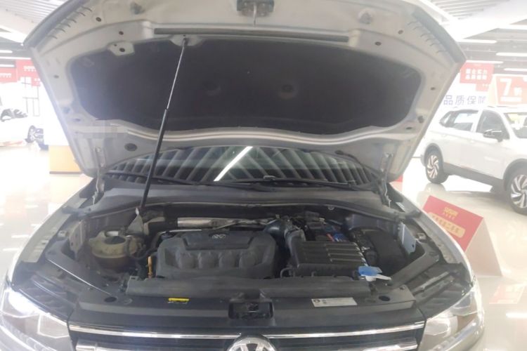 Used Volkswagen Tiguan L 2018 Facelift 330TSI Automatic Two-Wheel Drive Luxury Edition Engine Bay
