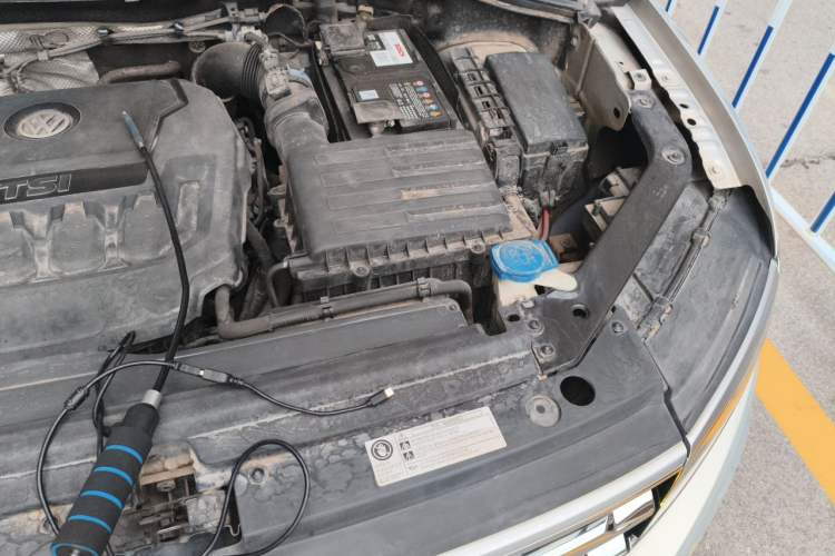 Used Volkswagen Tiguan L 2018 330TSI Automatic Two-Wheel Drive Flagship Edition Engine Bay Left